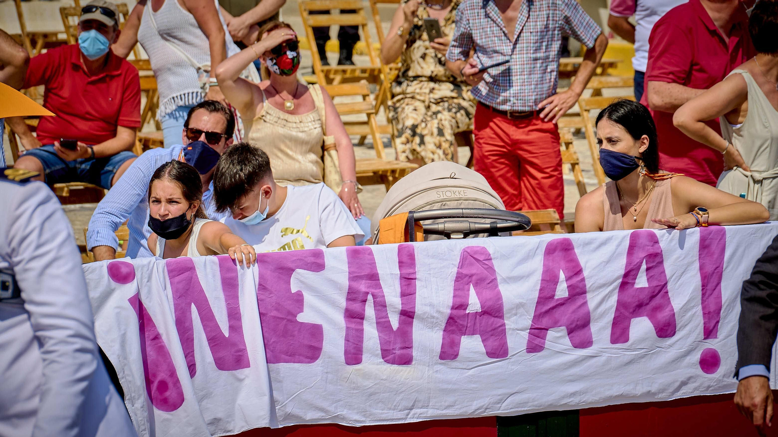 Recibimiento al buque escuela de la Armada española 'Juan Sebastián de Elcano'