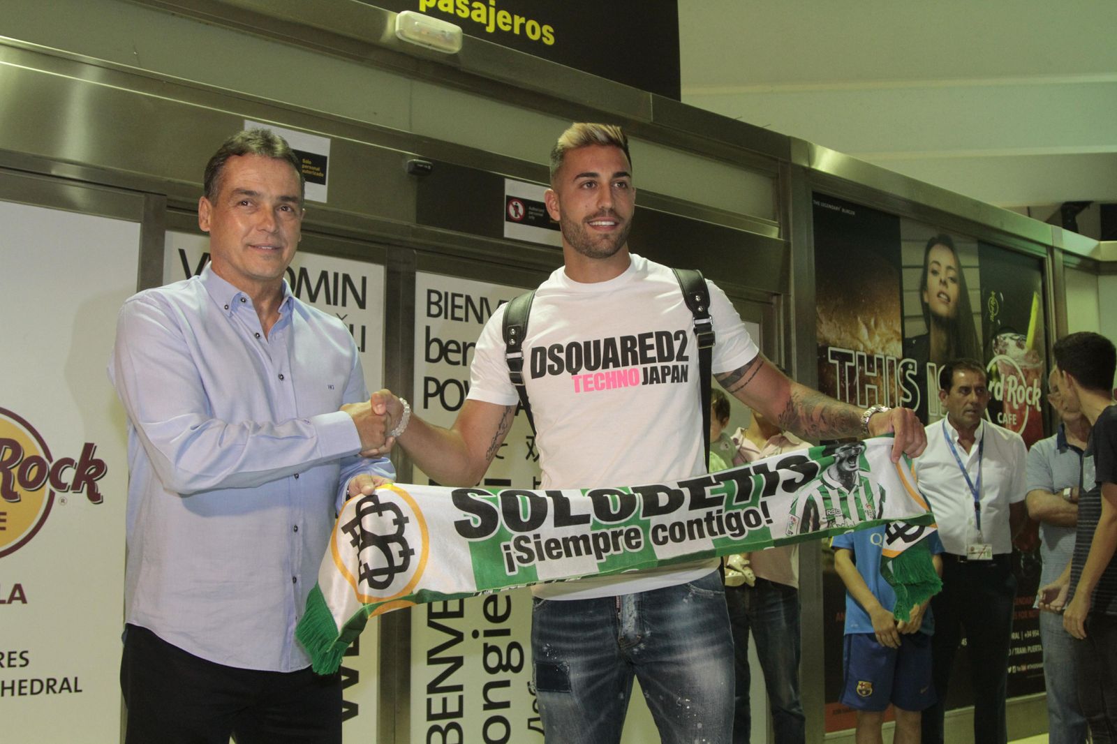Camarasa posa junto con Alexis Trujillo.