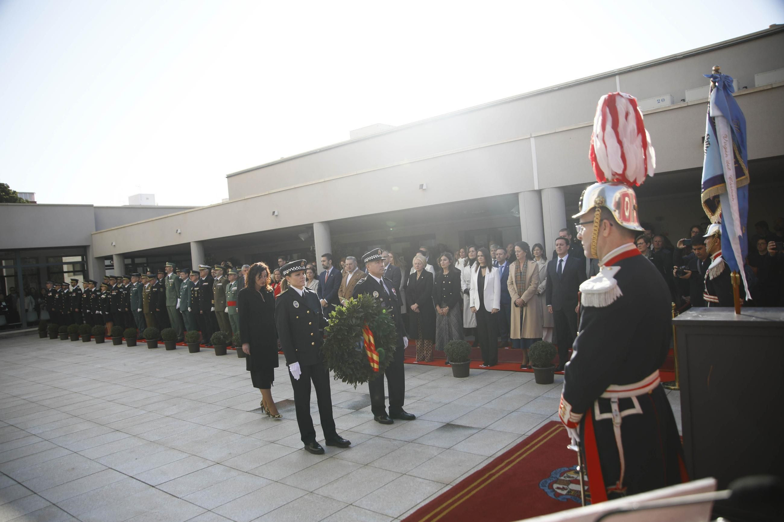 Las imágenes del acto institucional de la Policía Local de Almería con motivo de la festividad de su patrón, San Esteban