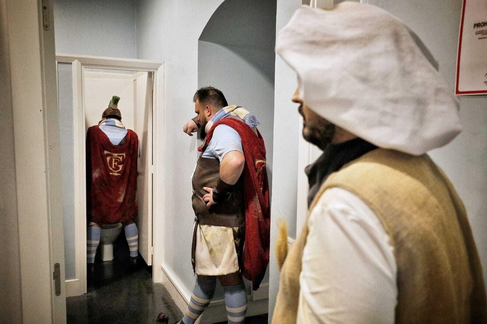 Chirigota 'La chirigota del Lazio' en camerinos