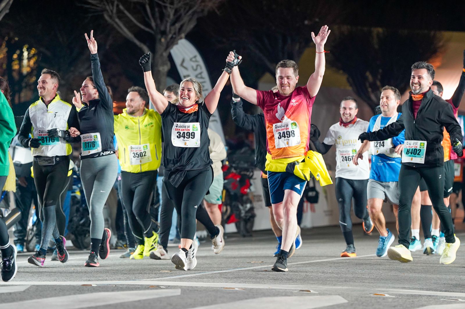 En imágenes: búscate en tu llegada a meta de la Carrera de San Antón 2026 (21)