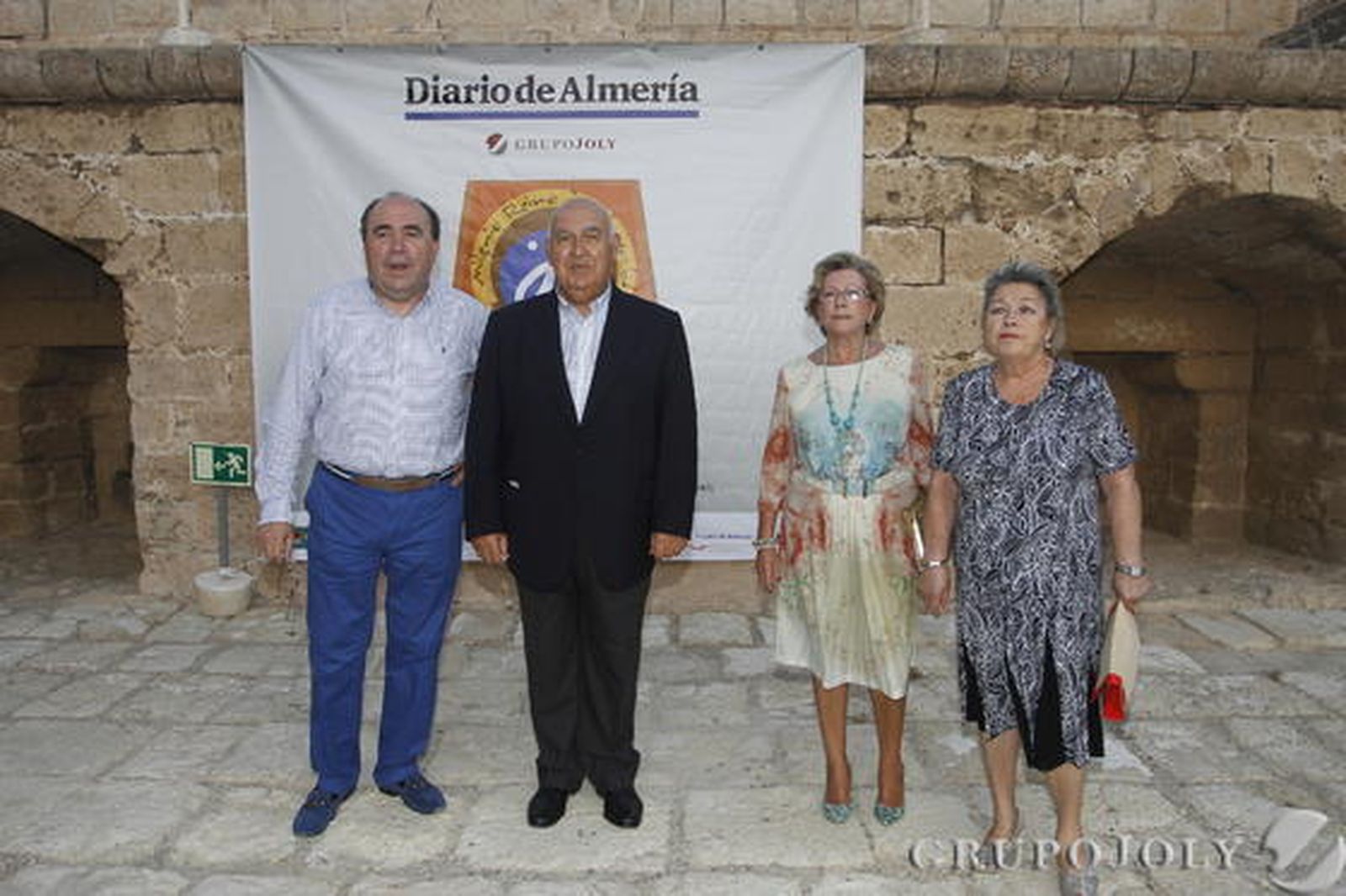 Nicolás López y  Manuel Martínez no estaban acostumbrados a las fotos./ Rafael González y Ricardo García