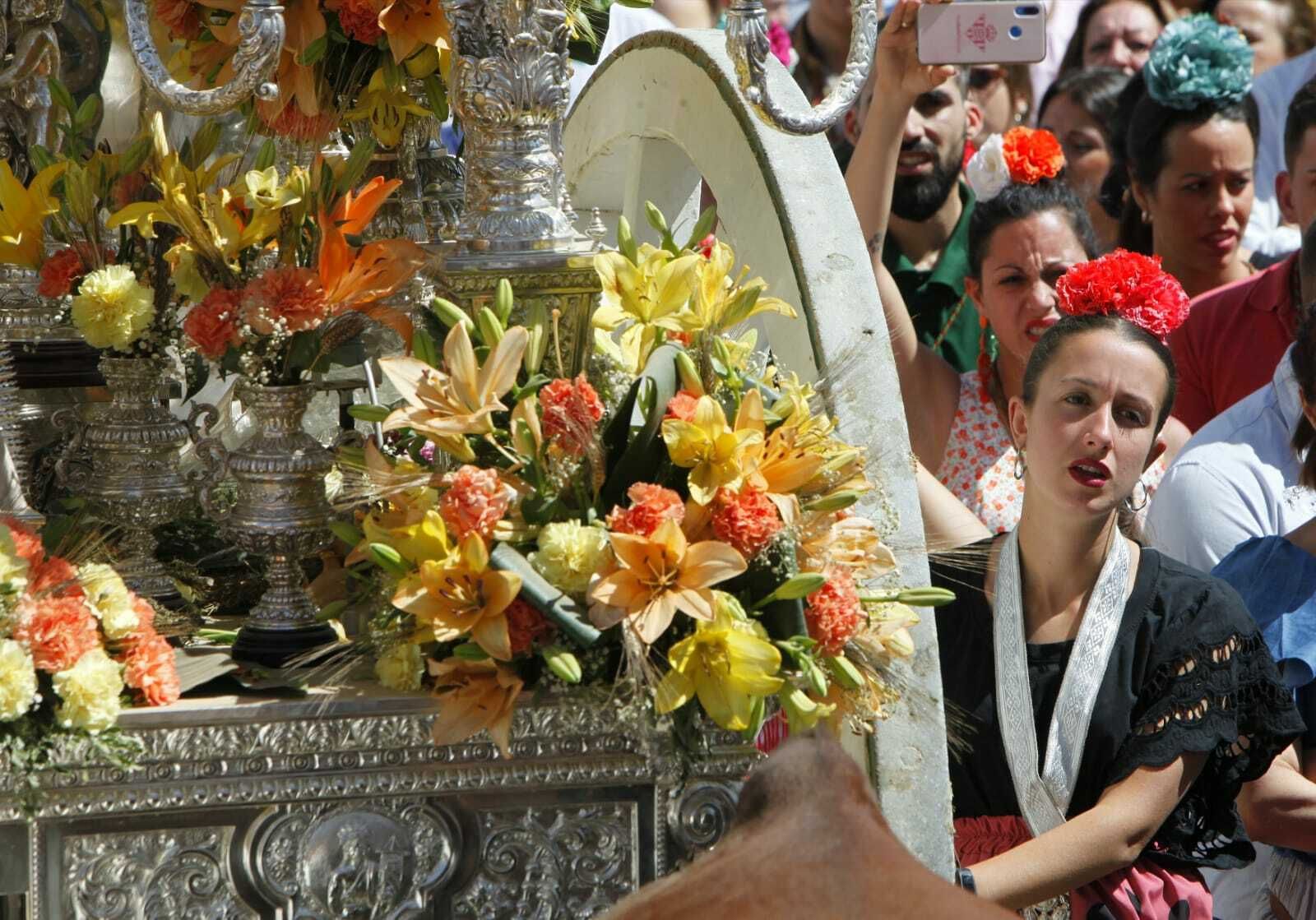 El paso de las hermandades del Rocío por Villamanrique, en imágenes