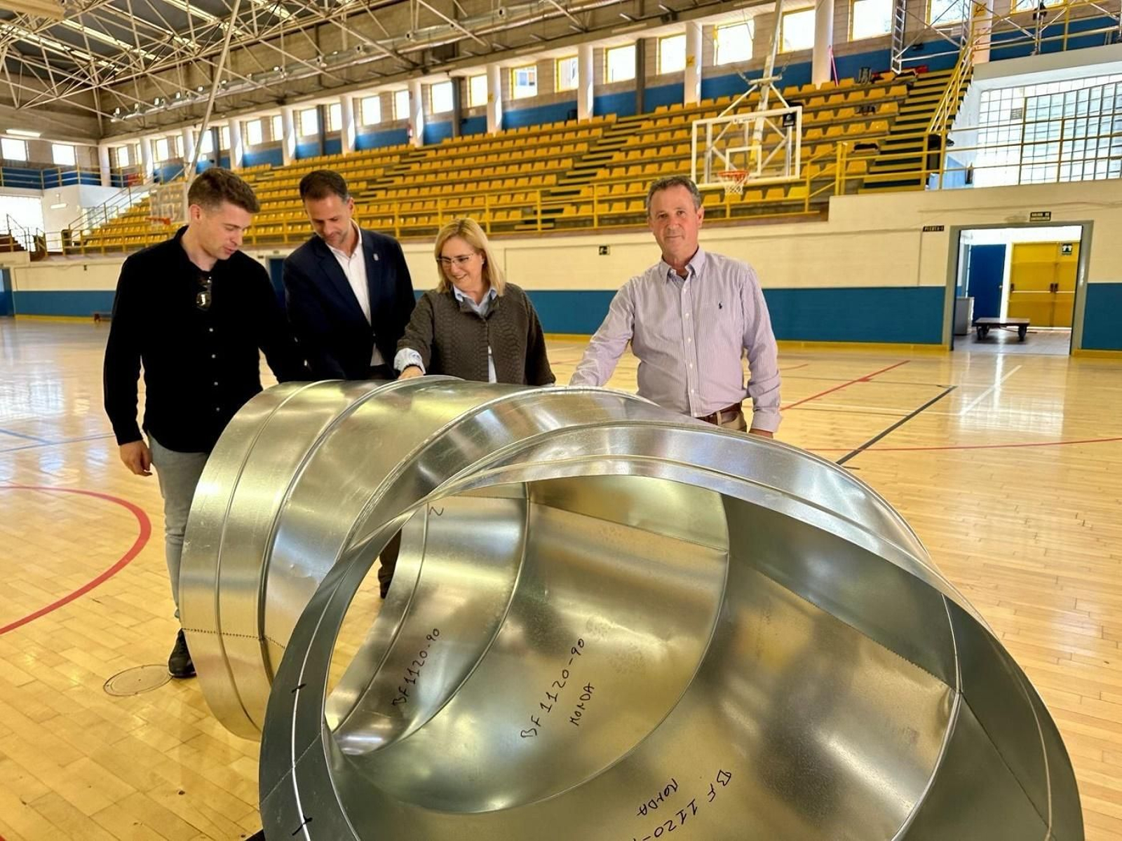 La visita a una instalación deportiva. La visita a una instalación deportiva.