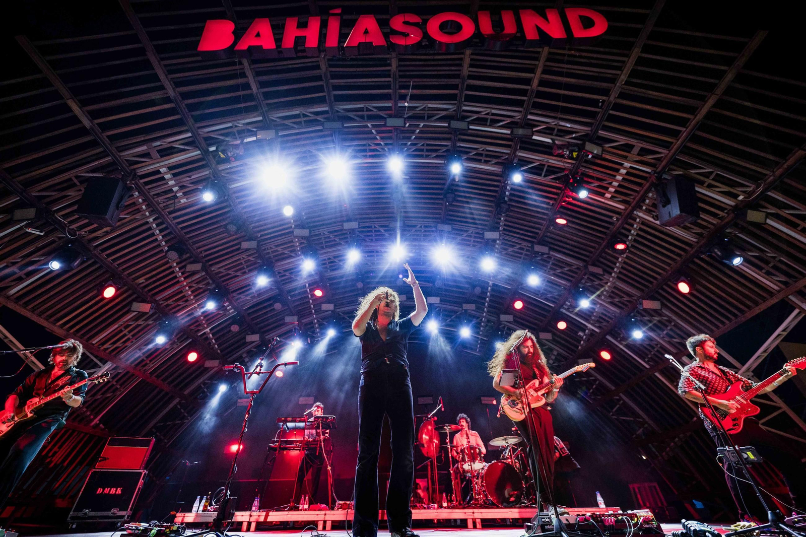 La fiesta sigue en Bahía Soundo con los Derby Motoreta's Burrito Kachimba: las imágenes del concierto