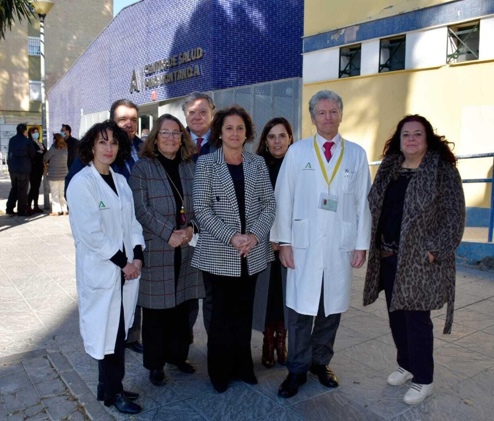 La consejera de Salud en la inauguración del centro de salud de Pino Montano.