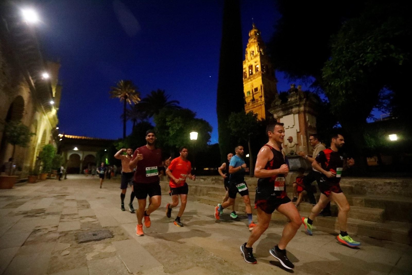 Las mejores fotos de la XX edición de la Nocturna Trotacalles en Córdoba