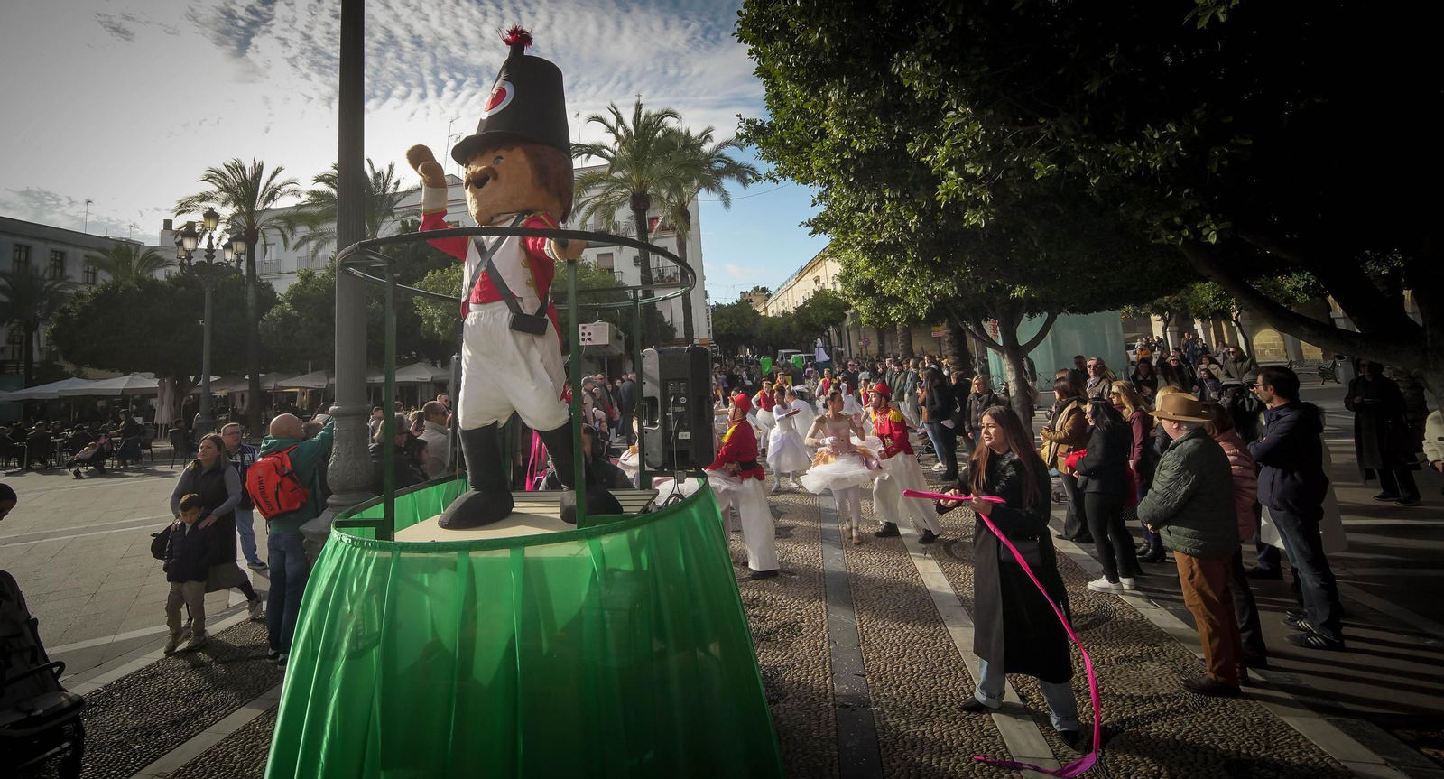Imágenes del pasacalles Cascanueces en Jerez