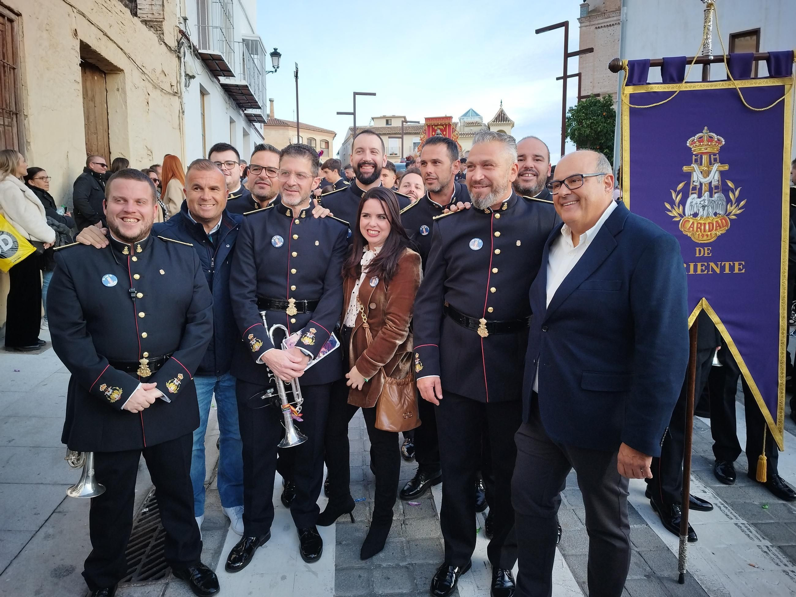 Las calles de Vélez-Málaga se llenan para recibir a los Reyes Magos