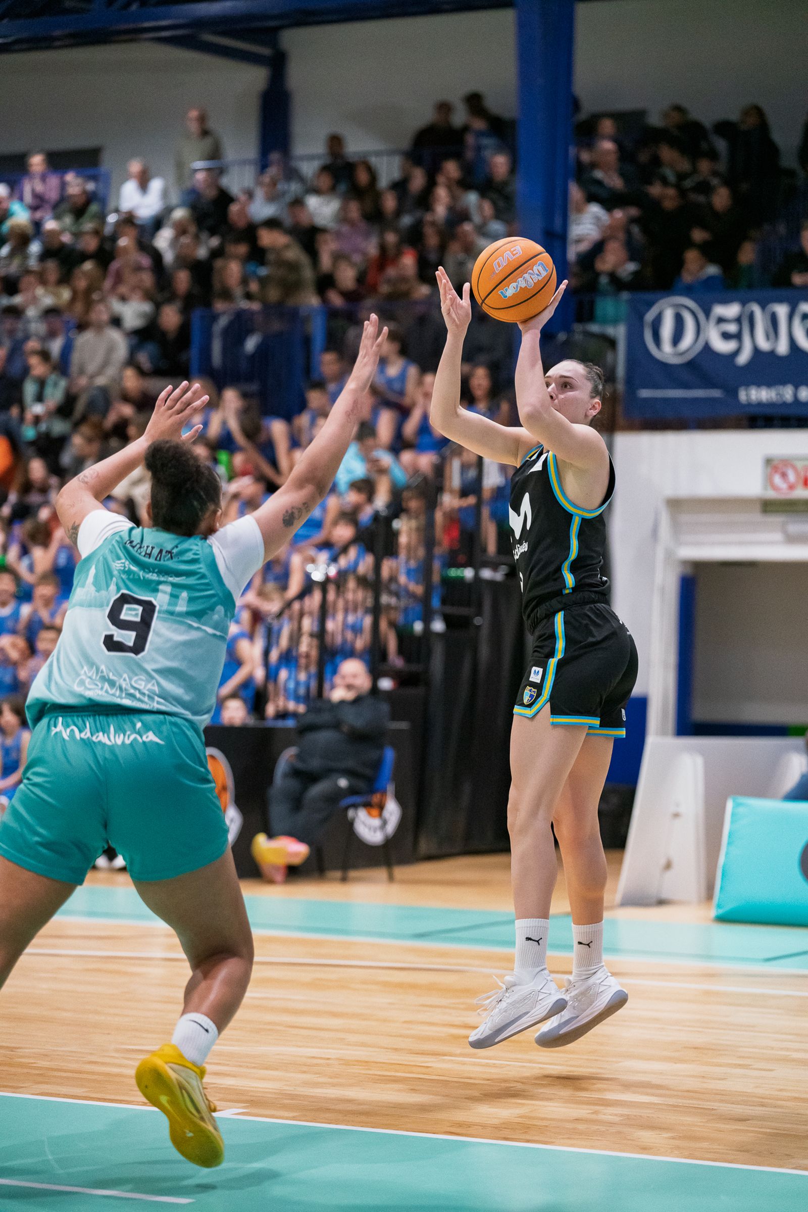 El CAB Estepona se va al parón tras caer ante el Estudiantes (72-80)