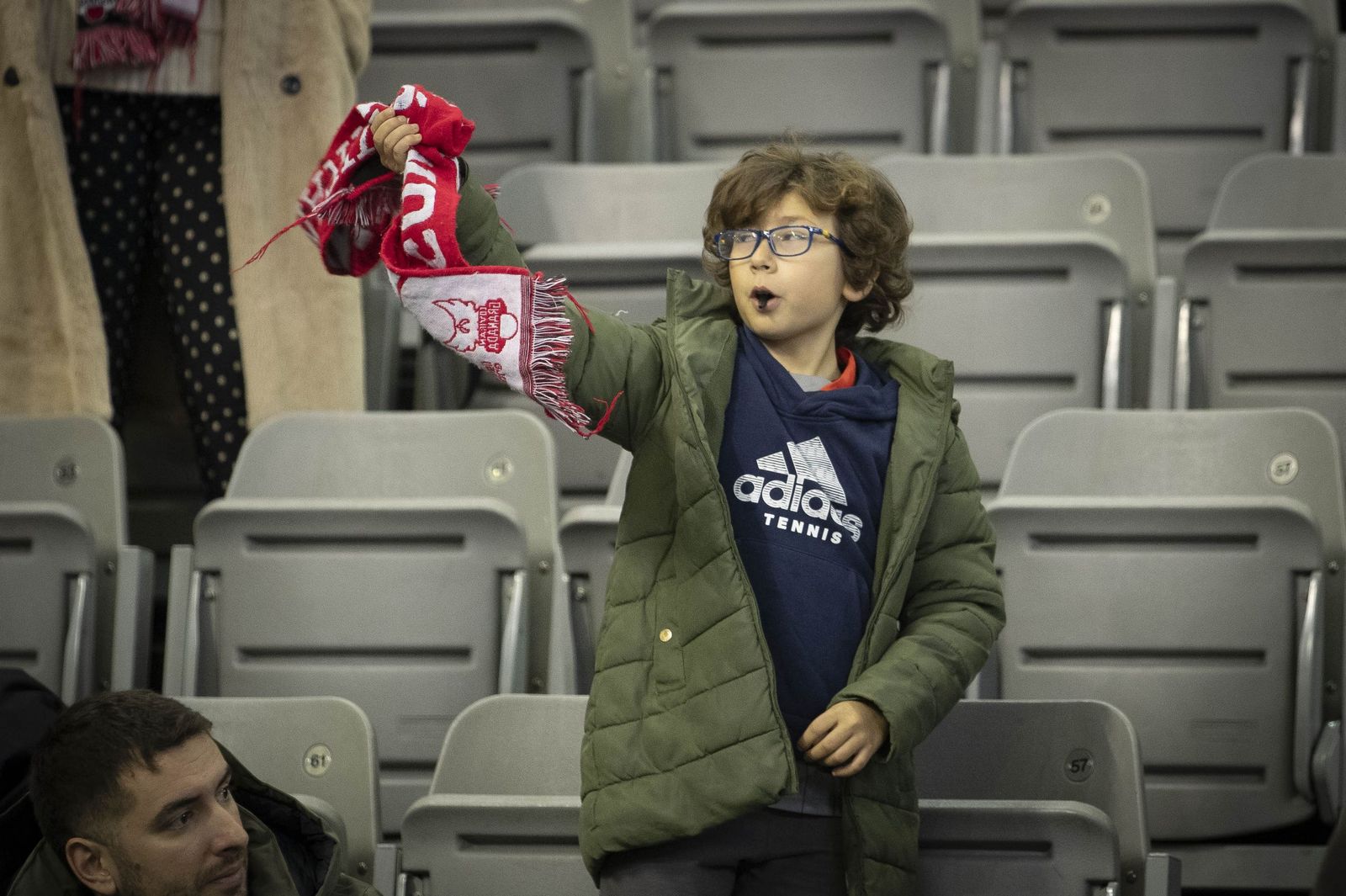 Encuéntrate en el Palacio de Deportes en el partido del Covirán Granada