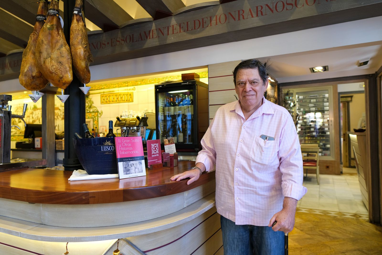 Las historias "tabernarias" de Enrique Becerra