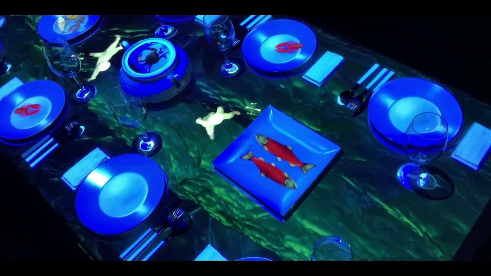 'Mapping' 'Gastro-poema de Navidad' en el Espacio Santa Clara.