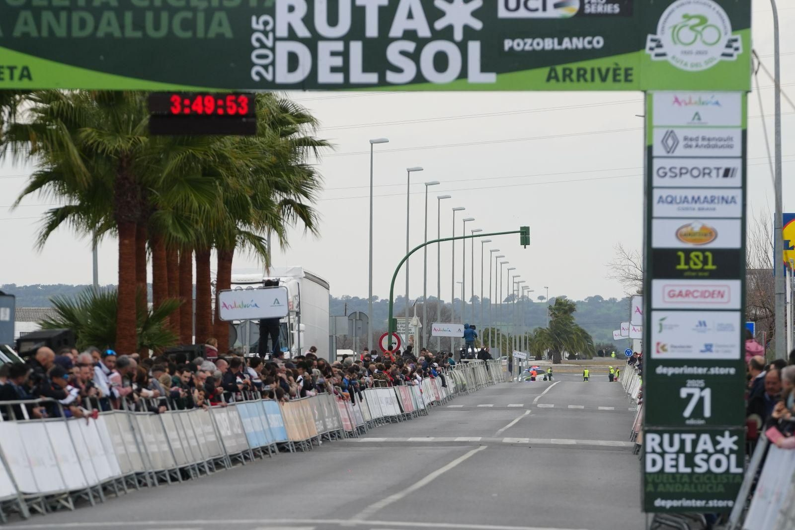 Las mejores fotos del paso por Pozoblanco de la Vuelta Ciclista a Andalucía