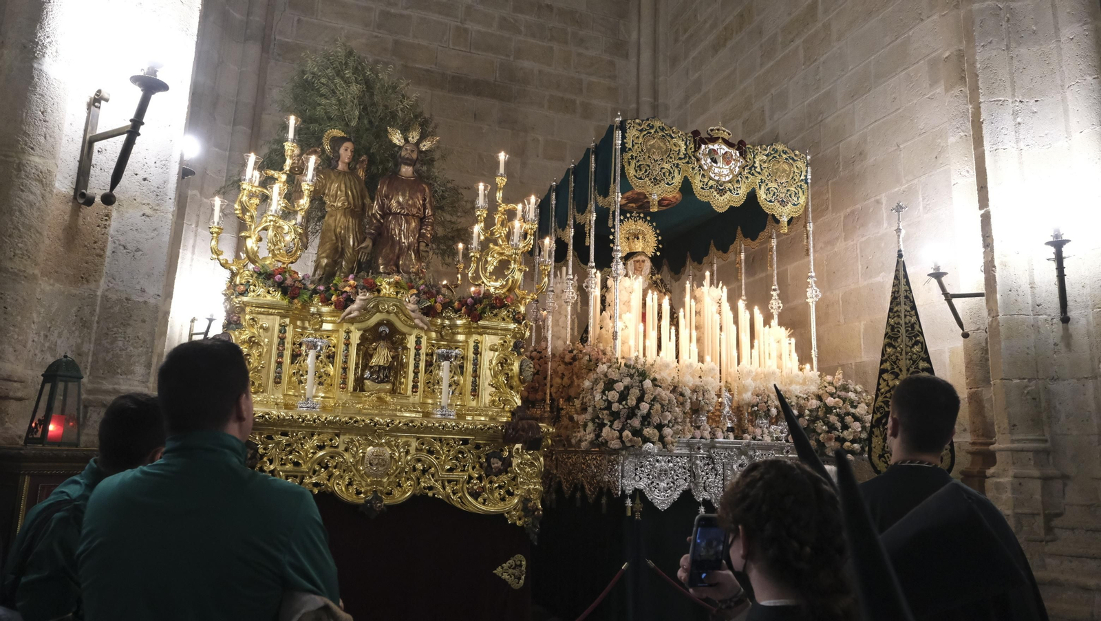 Procesión de Estudiantes en Almería, en imágenes.