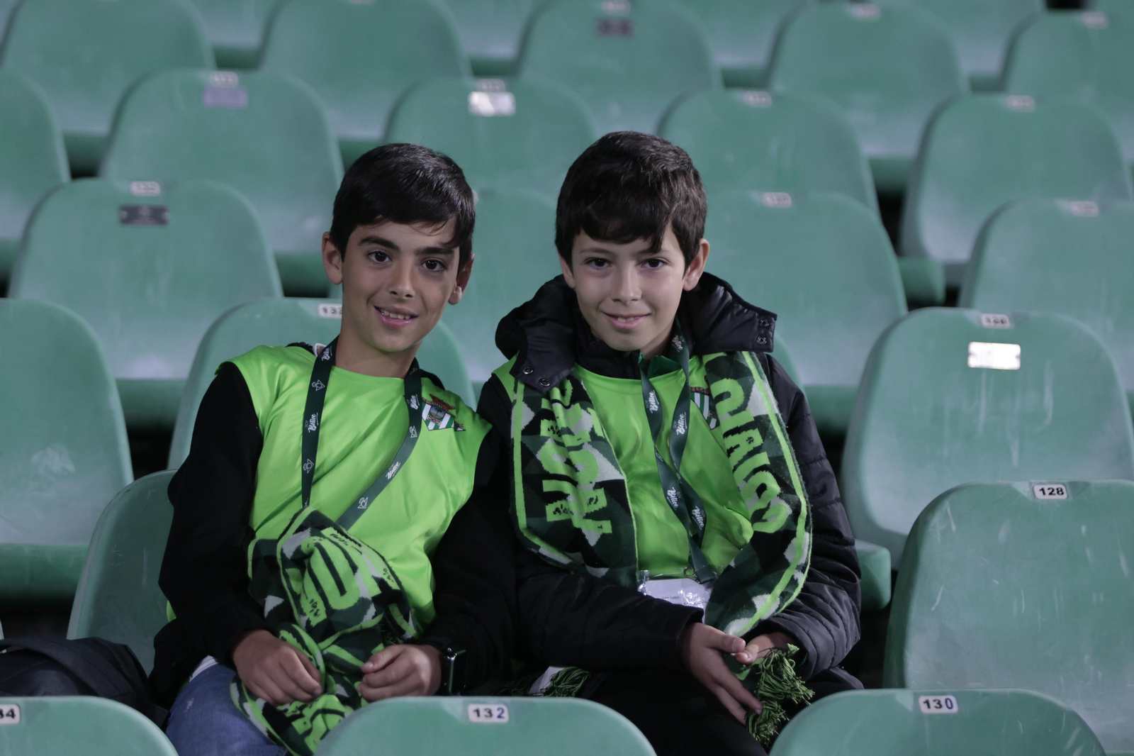 Búscate en las gradas del Villamarín