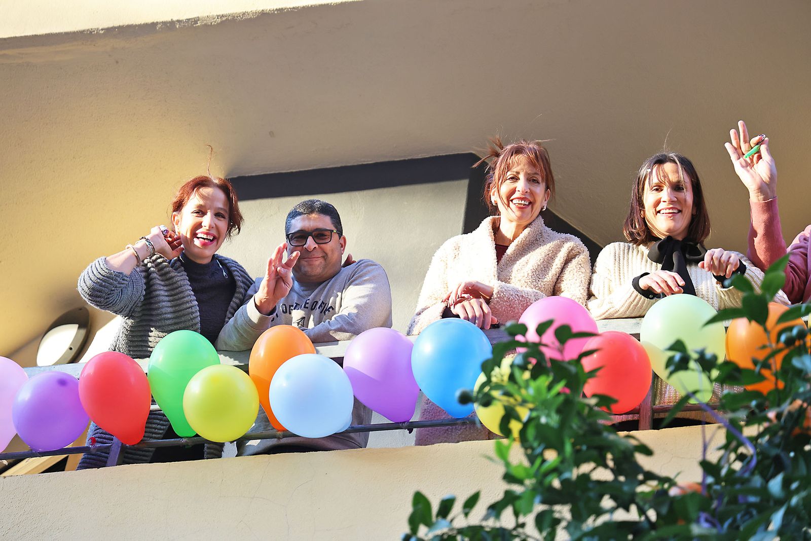 Las mejores fotografías de la salida y recorrido de la cabalgata de Reyes Magos 2026