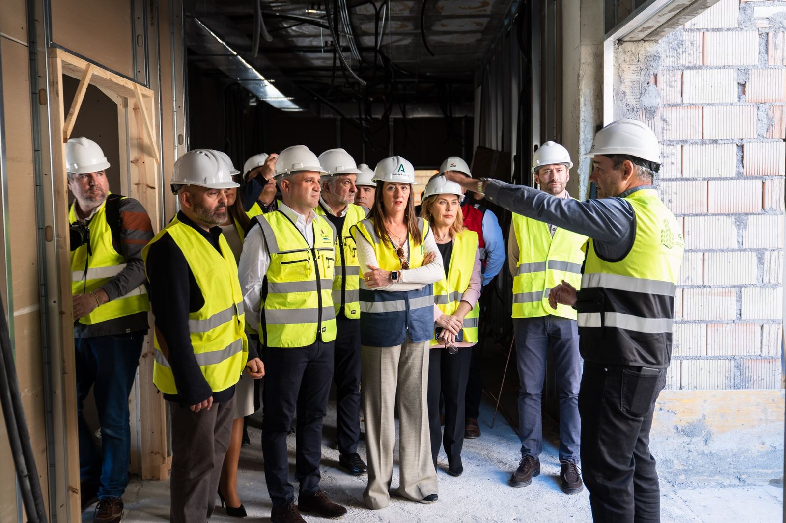 Visita a las obras del nuevo centro residencial de la FAAM