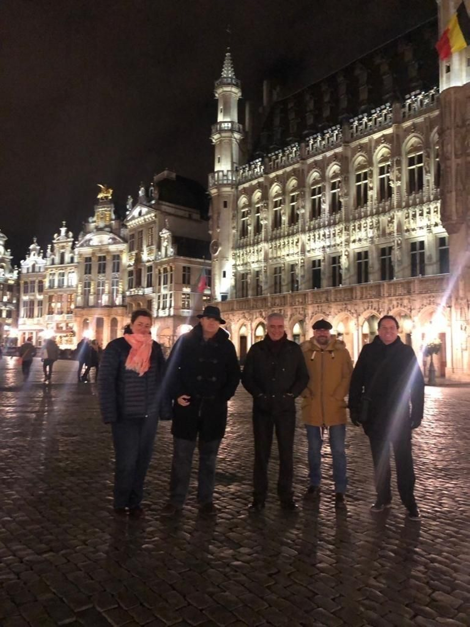 Los integrantes de la plataforma Por tu seguridad, por la de todos, en Bruselas.