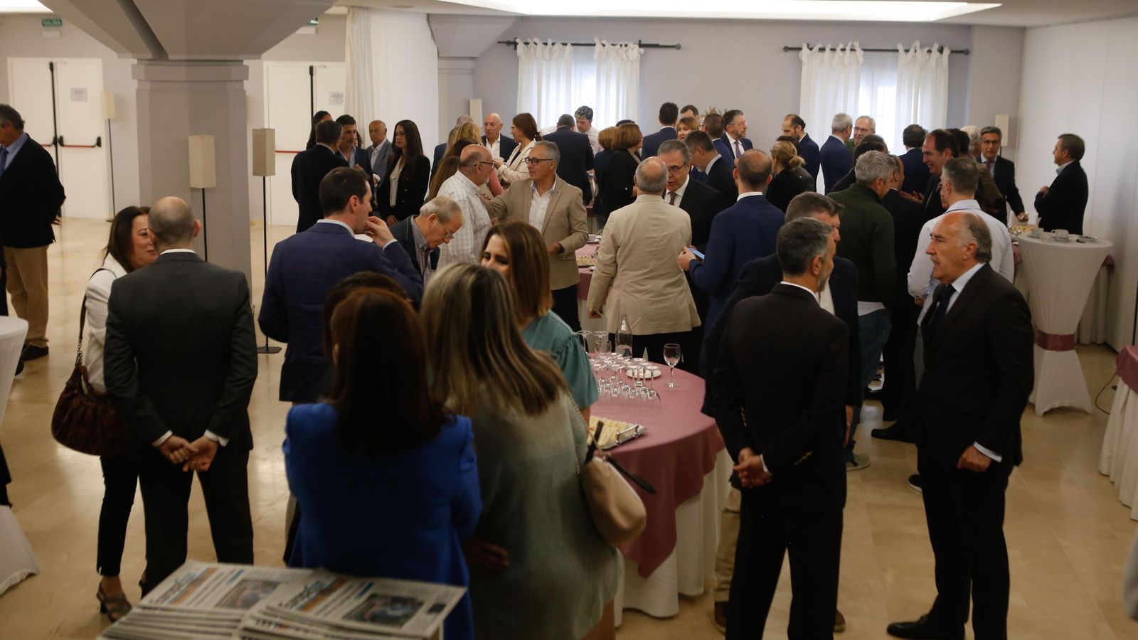 Fotos del Desayuno Coloquio de Europa Sur y el Propeller Club de Algeciras con Benito Núñez Quintanilla