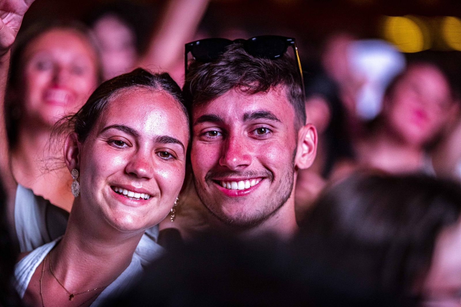 Búscate en las fotos del concierto de Melendi en Cádiz