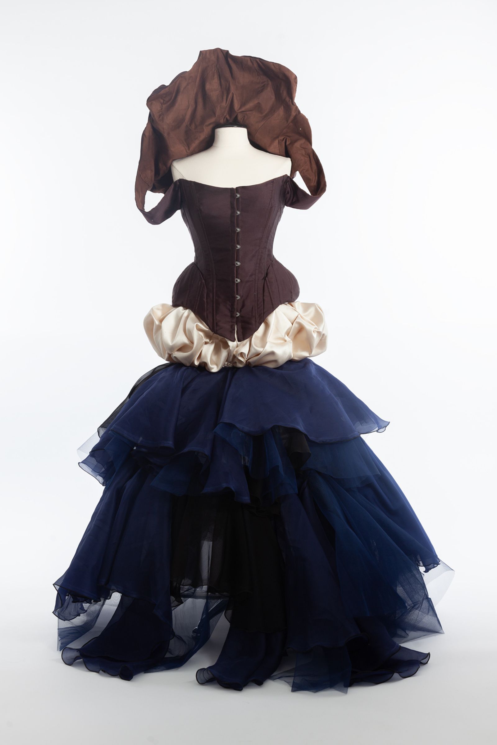 Traje de Renata Mideros Vega