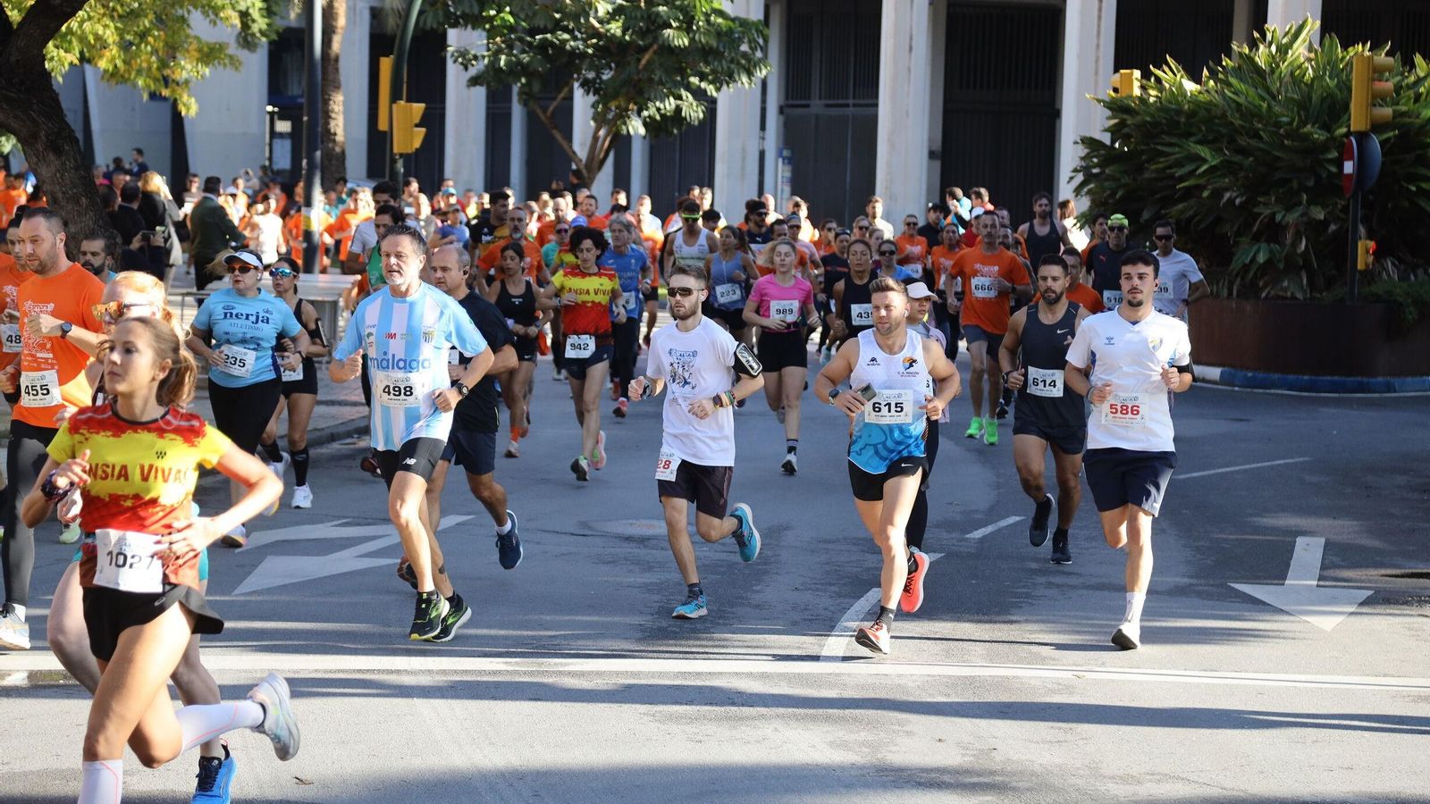 Búscate en las fotos de la Carrera de la Prensa en Málaga