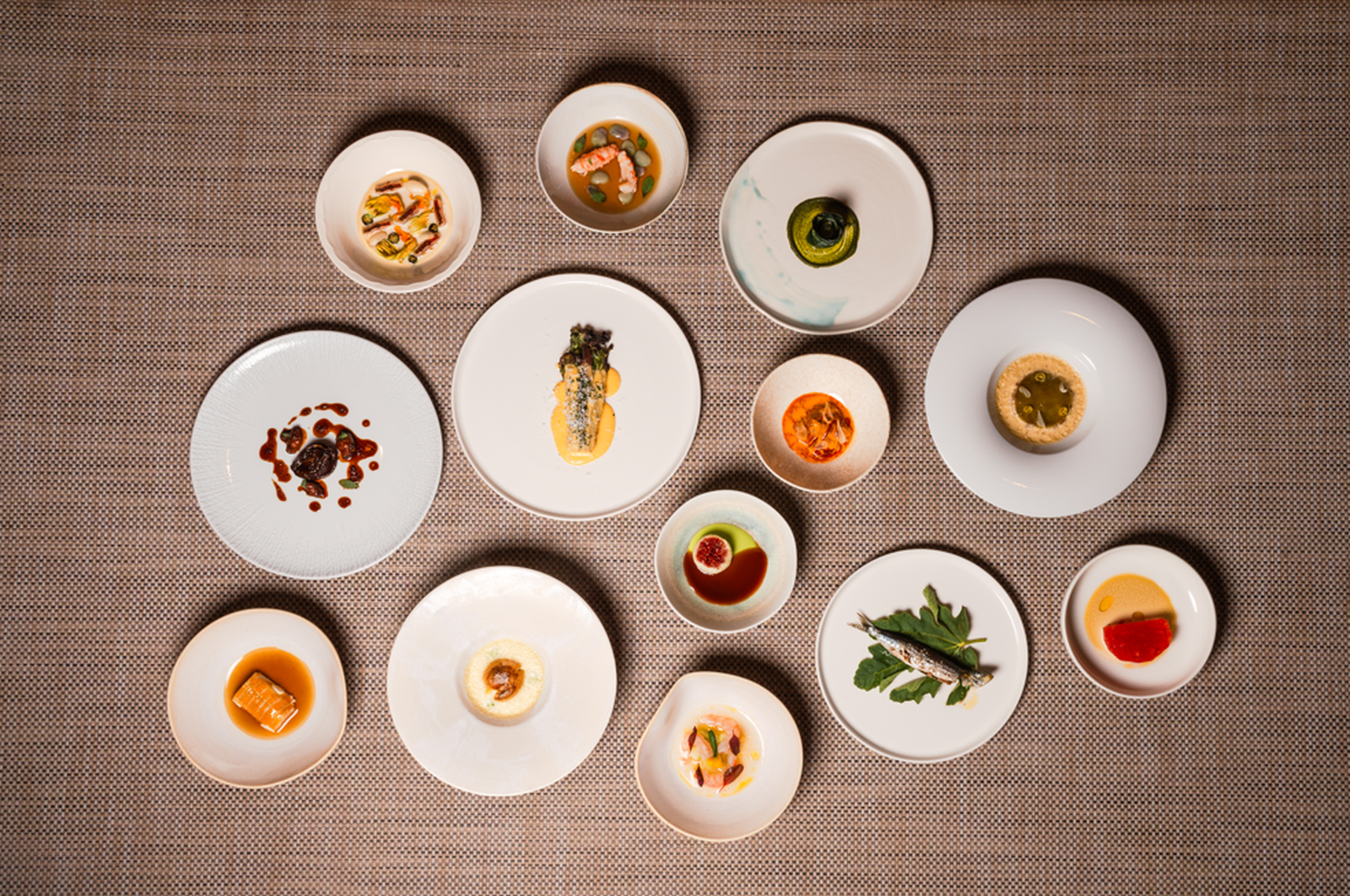 Platos del menú de Mesón Sabor Andaluz, que ha conseguido dos Soles en la Guía Respol 2026