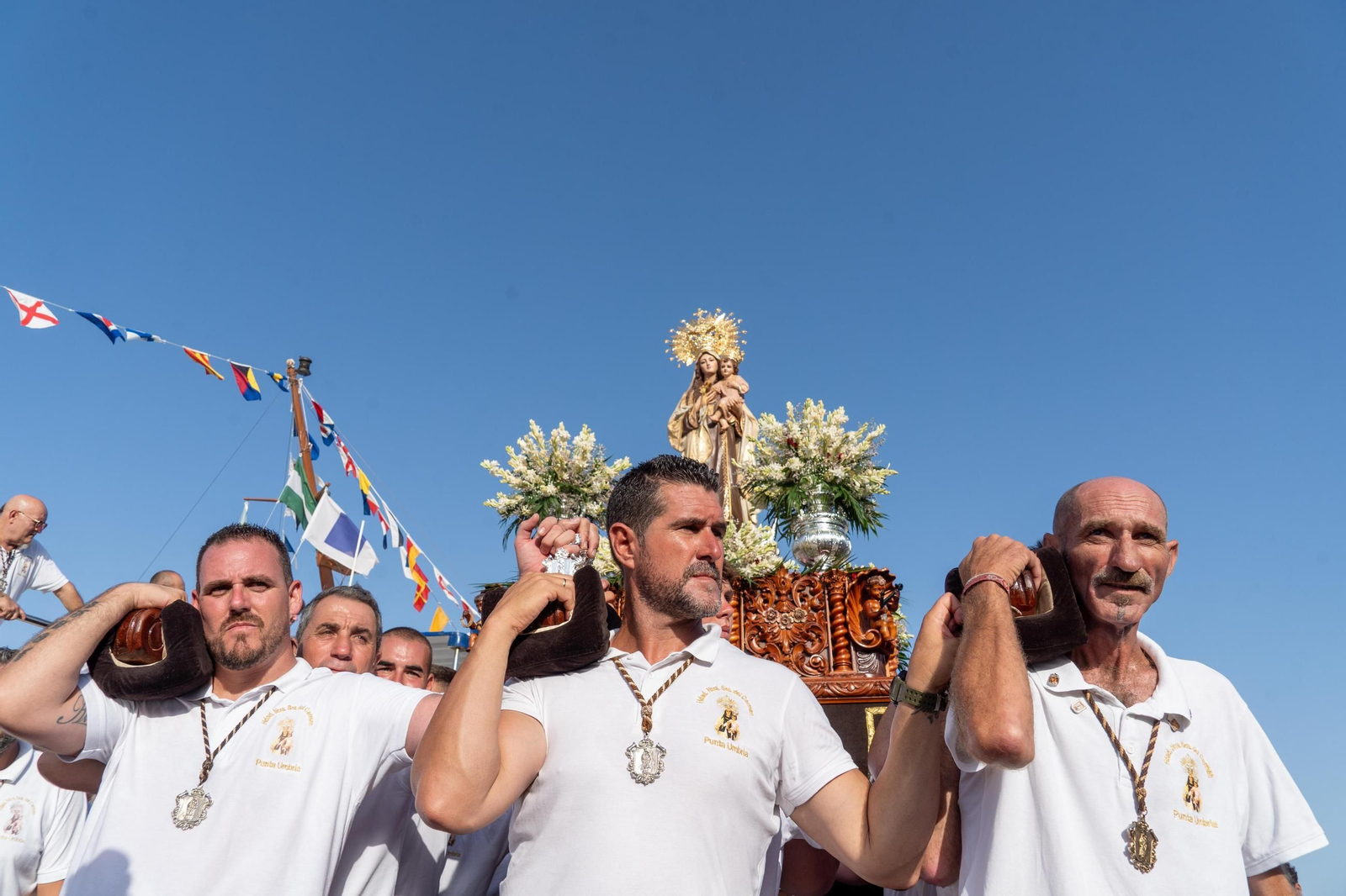 Imágenes de la Solemne Procesión marítima de la Virgen del Carmen en Punta Umbría