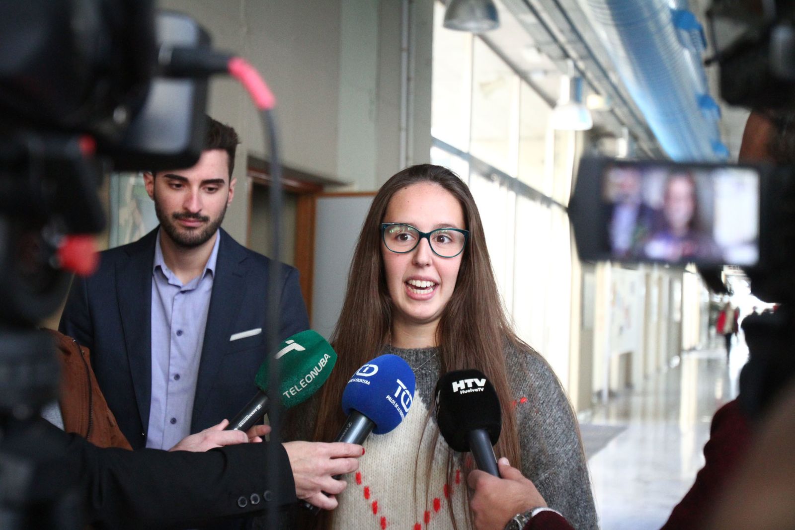 entrega los Premios 'Alumno 10c' de la cátedra Fundación Cepsa