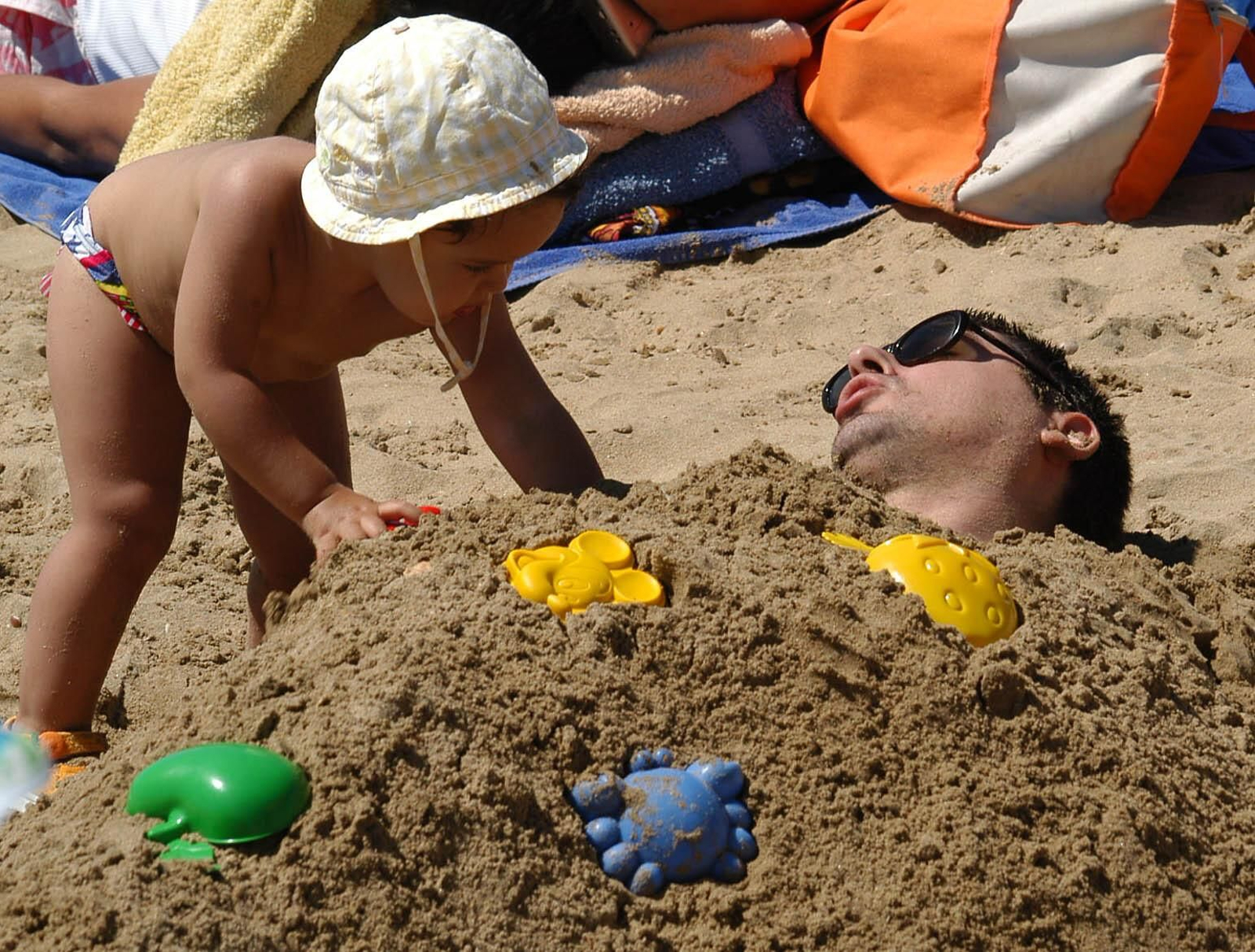 5 playas ideales para ir con bebés en Huelva