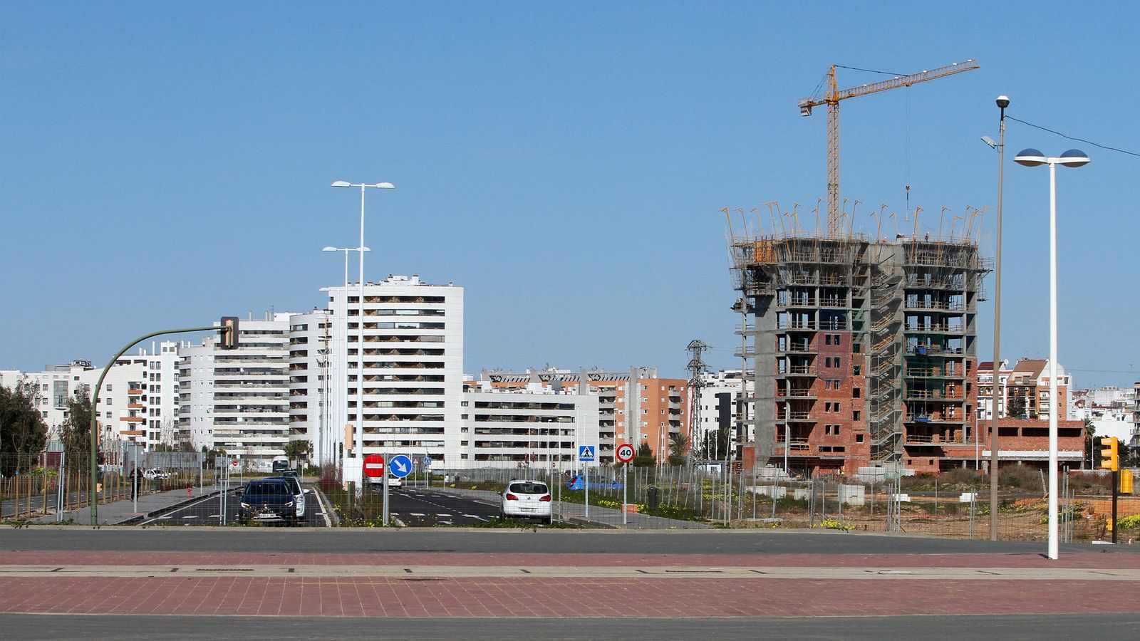 Un edificio en construcción.