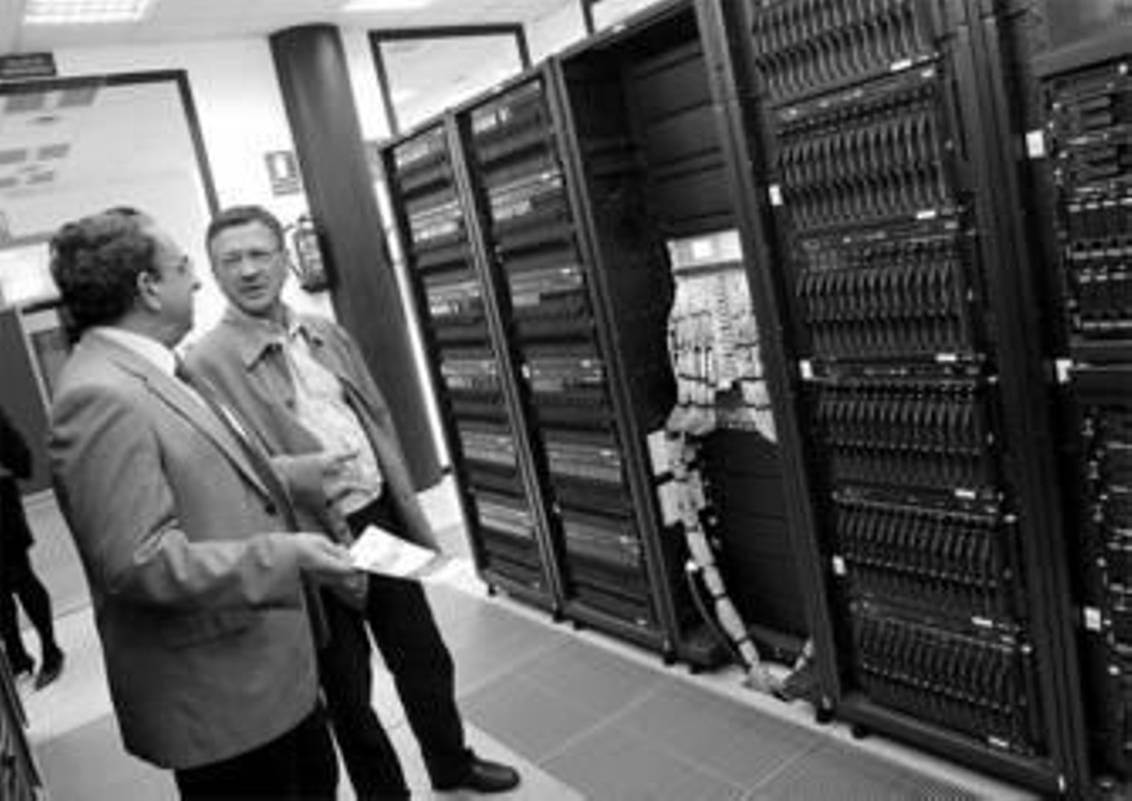 El equipo de súper computación de la UMA, instalado en el edificio de Biotecnología.