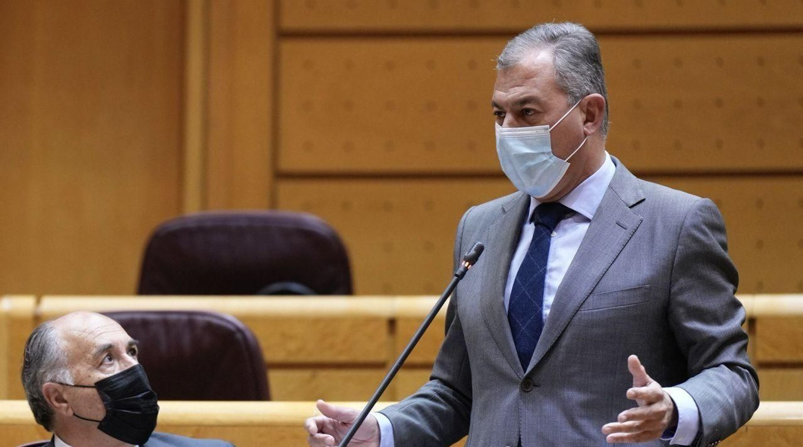 El senador José Luis Sanz este martes durante su pregunta a la ministra de Transportes Raquel Sánchez.