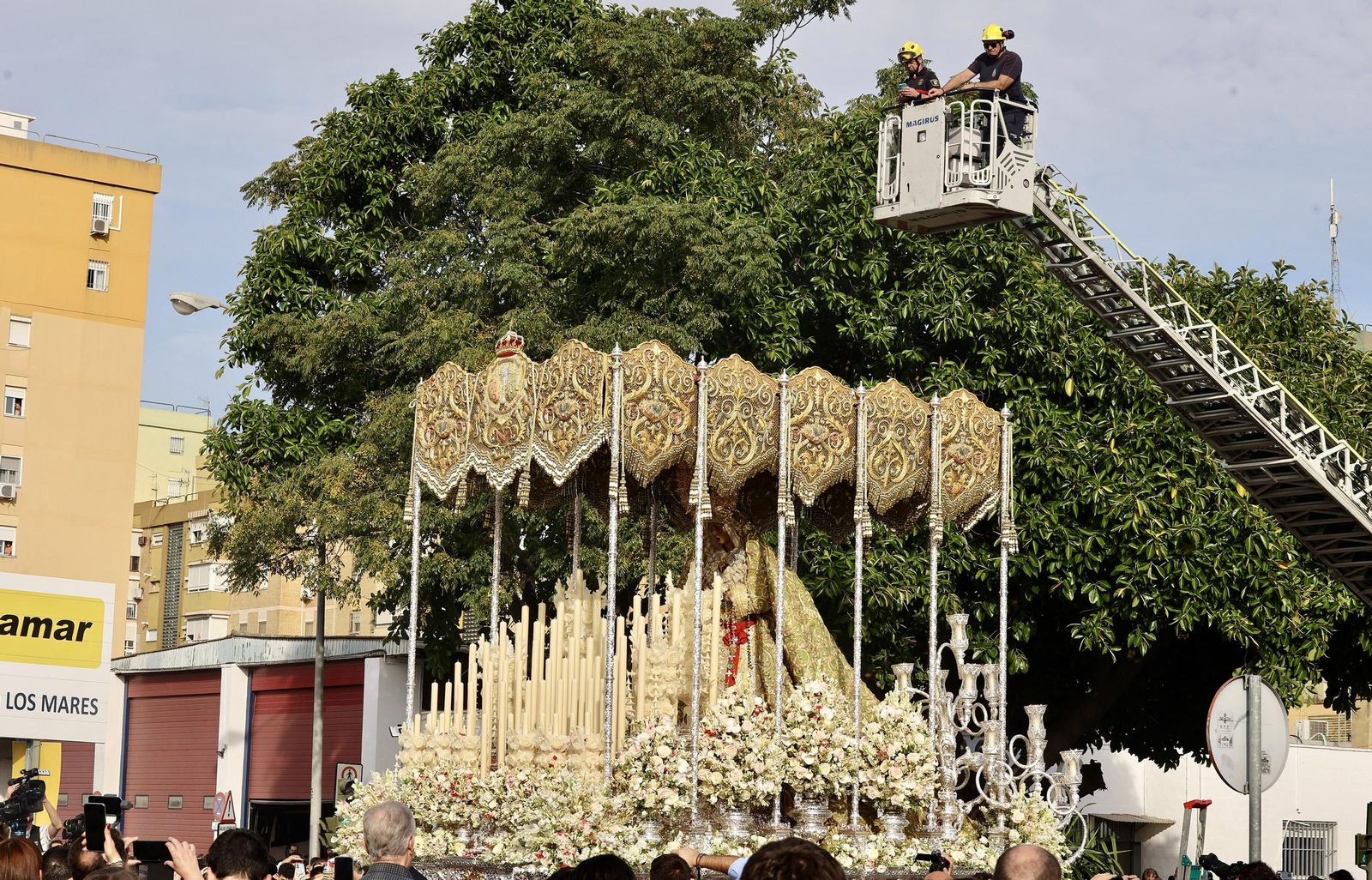 Salida extraordinaria de la Virgen del Amor