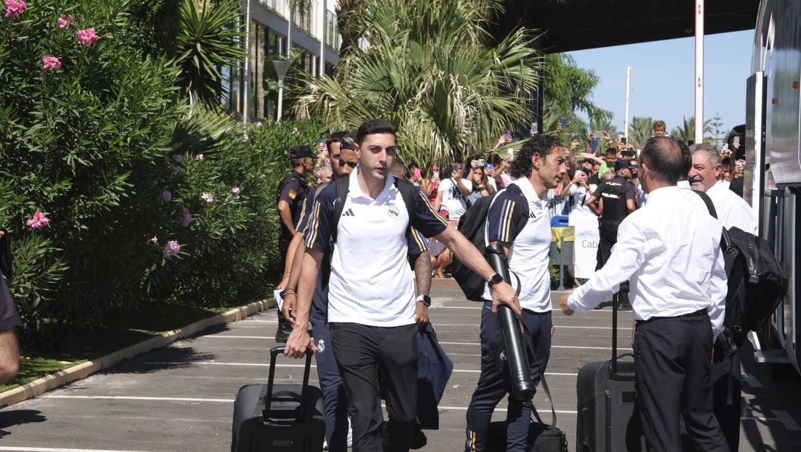 La llegada del Real Madrid a Almería en imágenes