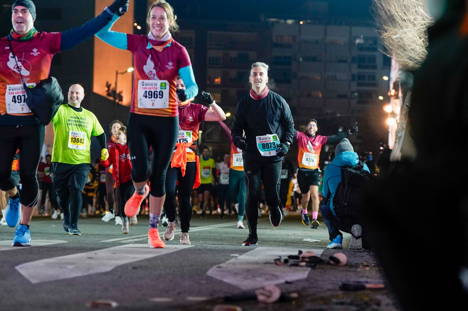 En imágenes: búscate en tu llegada a meta de la Carrera de San Antón 2026 (19)