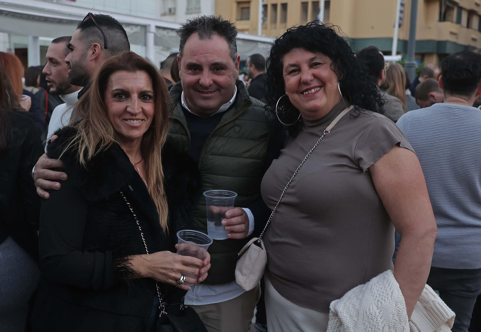 Búscate en las fotos de la celebración del 24 de diciembre en Algeciras