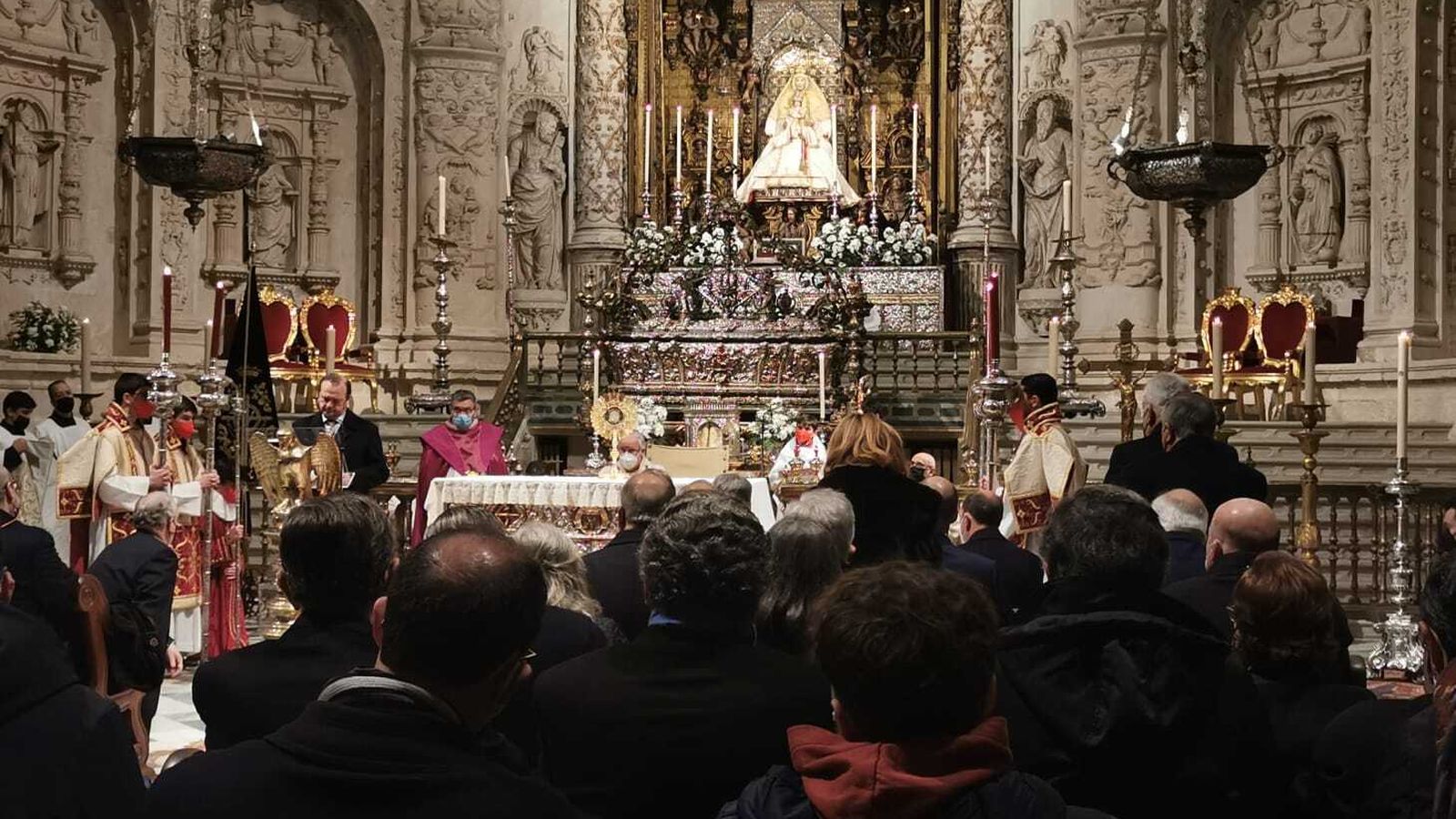 La celebración desarrollada en la Capilla Real.