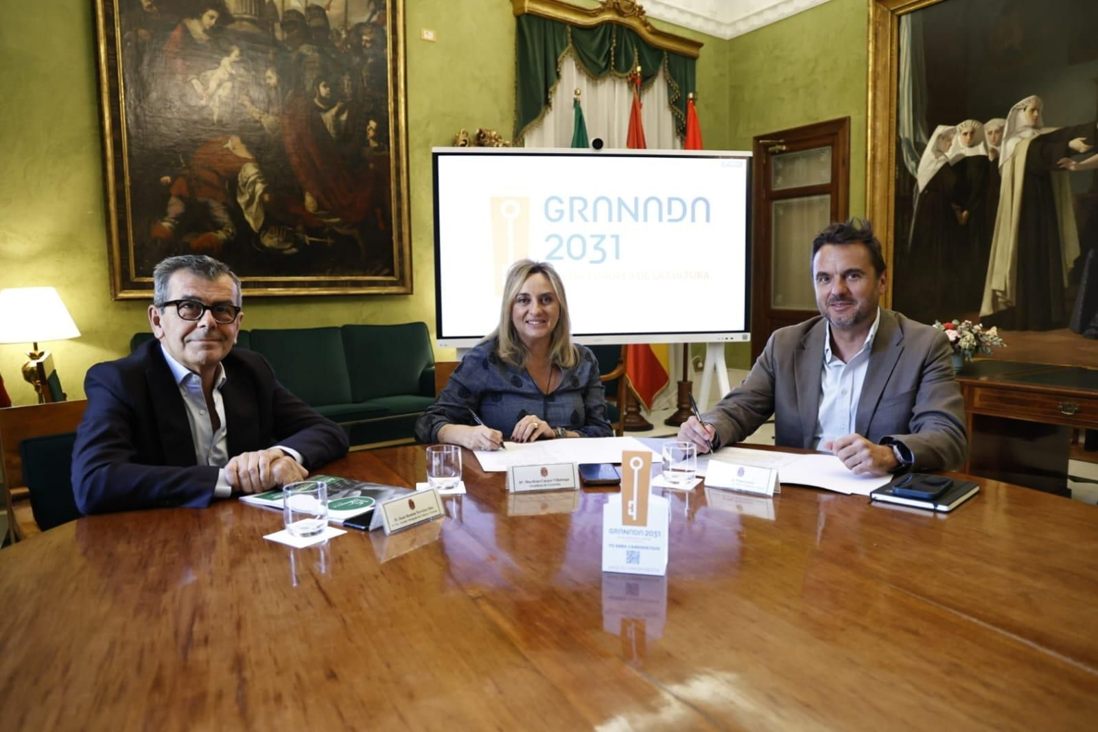 Diego Pozas y Marifrán Carazo firman la adhesión de la Fundación Medina a la candidatura