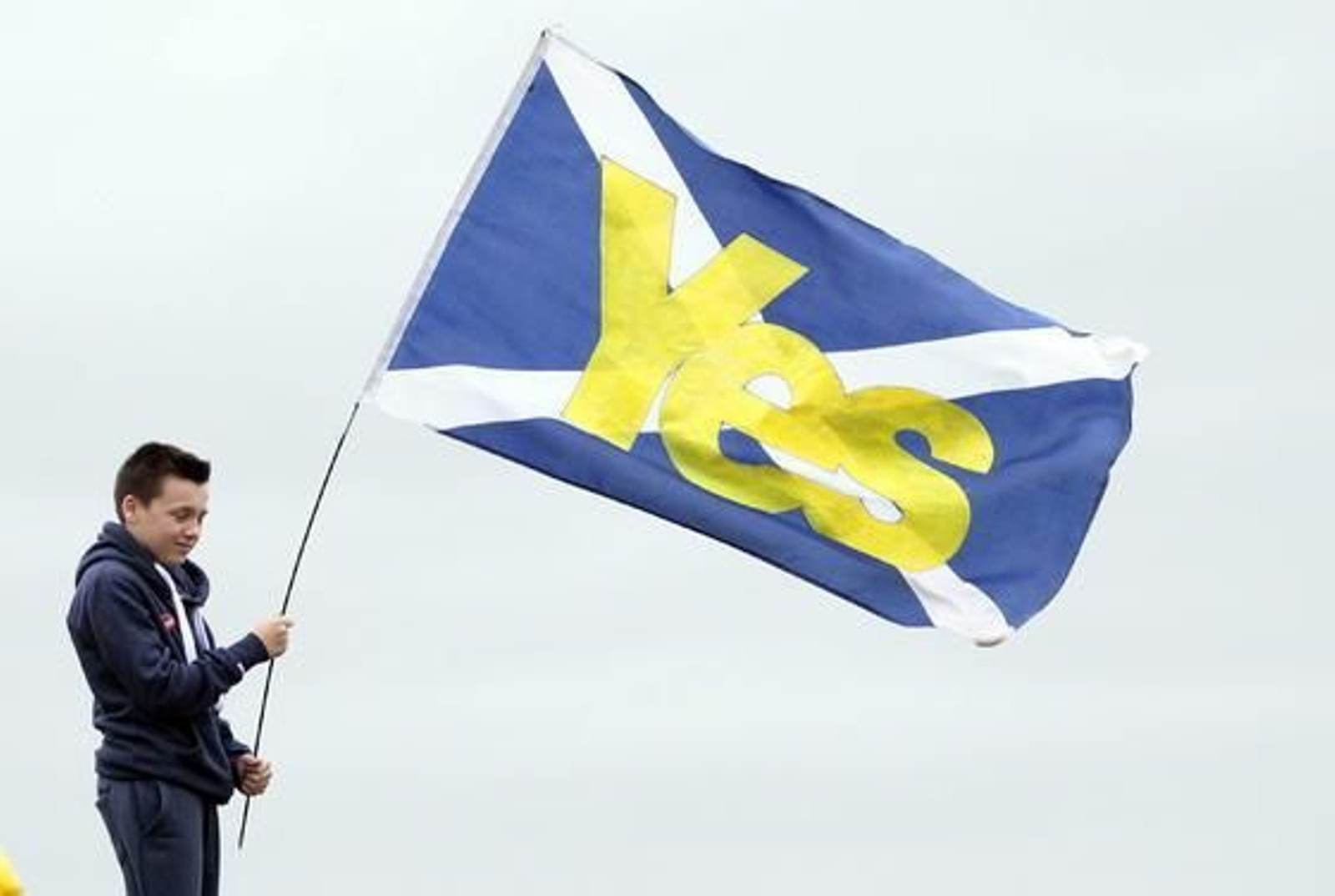 El no amplía su ventaja en los sondeos la víspera del referéndum en Escocia El no amplía su ventaja en los sondeos la víspera del referéndum en Escocia