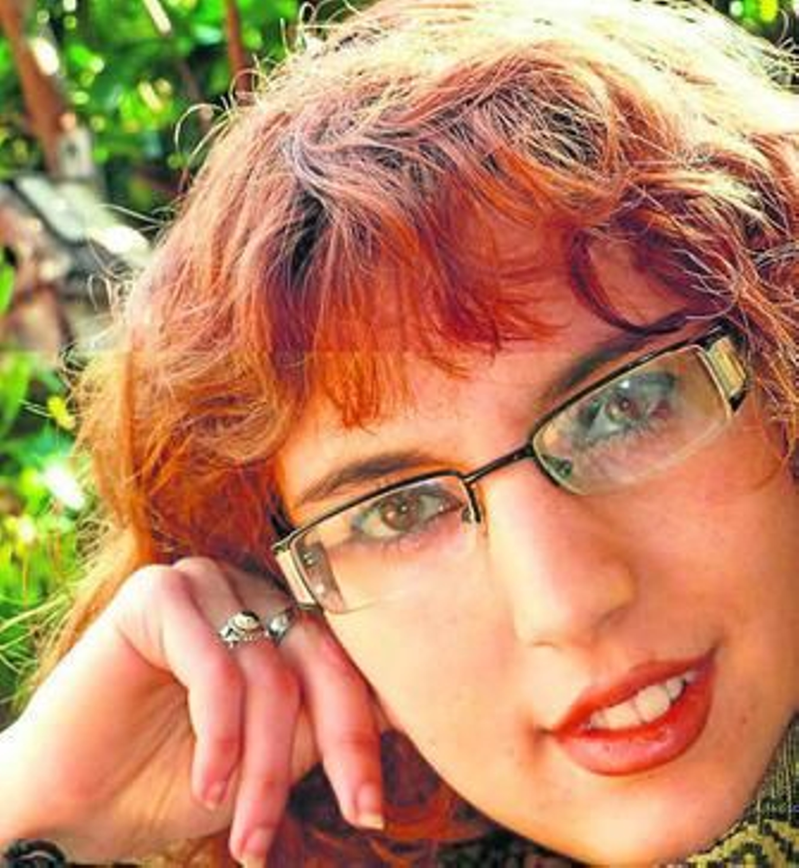 Sara de Dios Valdajos ve publicado su libro por una editorial ejidense.