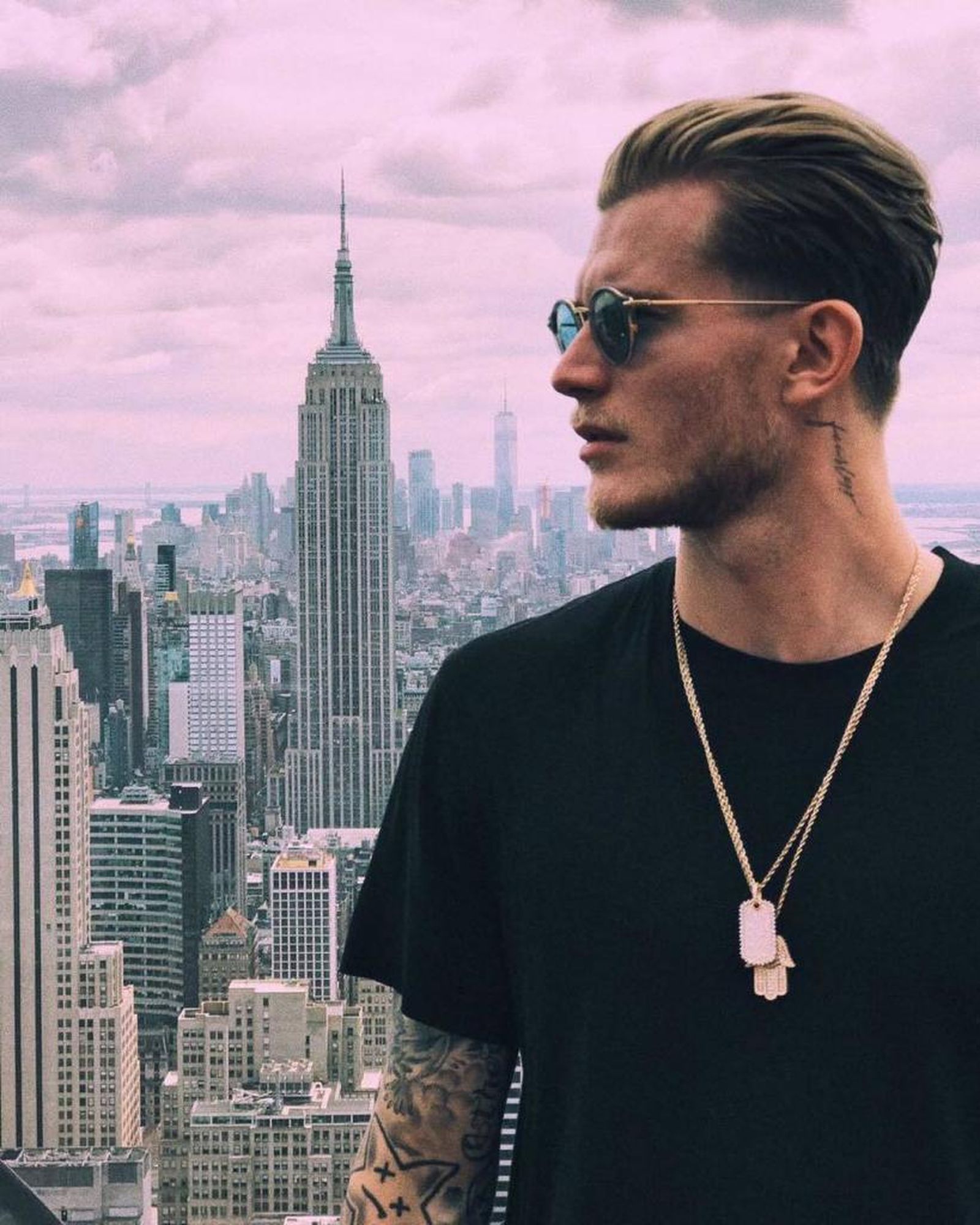 El portero del Liverpool, en Nueva York, en una foto publicada en redes sociales.