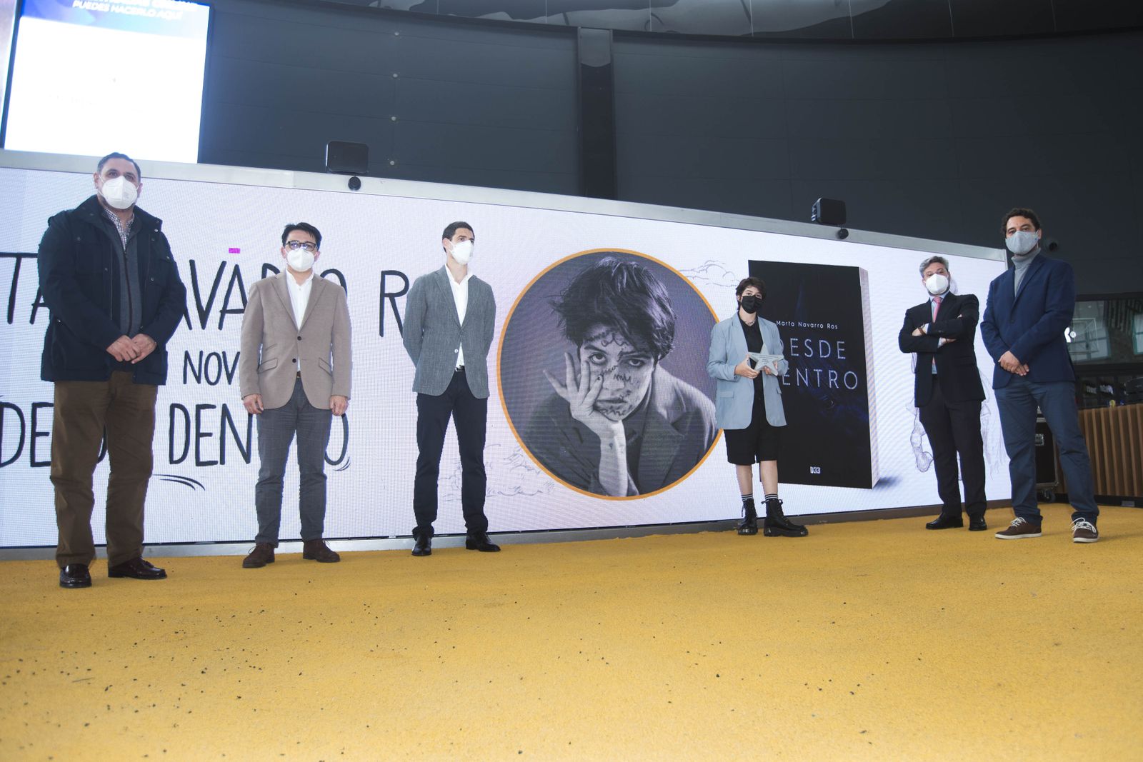 Acto de entrega del premio a Marta Navarro en el Centro Comercial Torrecárdenas.
