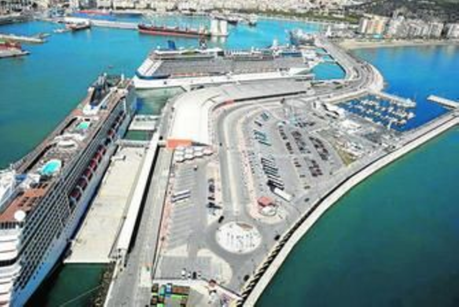 Vista de los suelos reservados para el hotel.