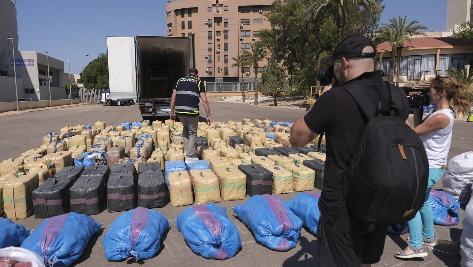 La Policía Nacional incauta 15 toneladas de hachís, en imágenes