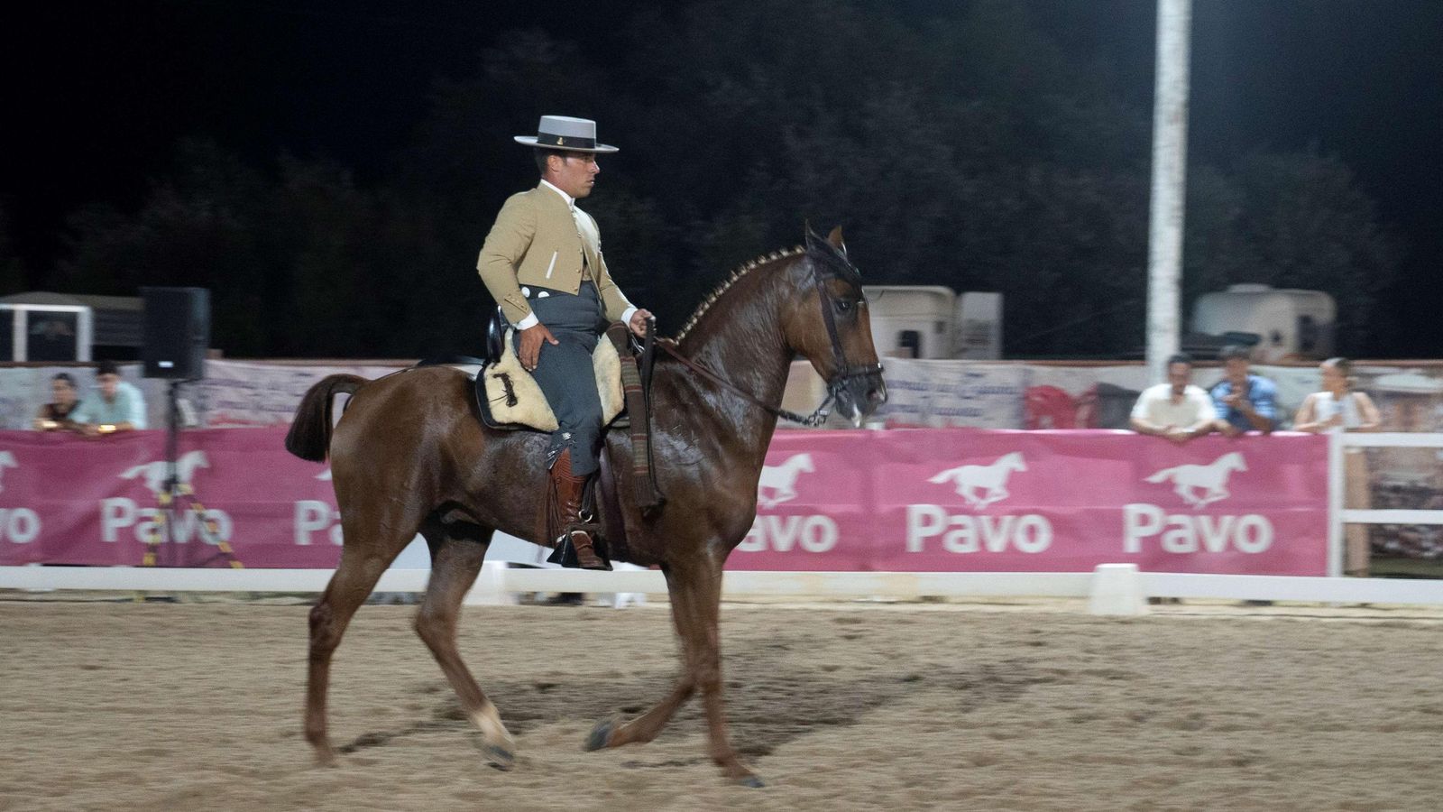 Uno de los jinetes del XXII Concurso de Doma Vaquera Memorial Antonio Picón.