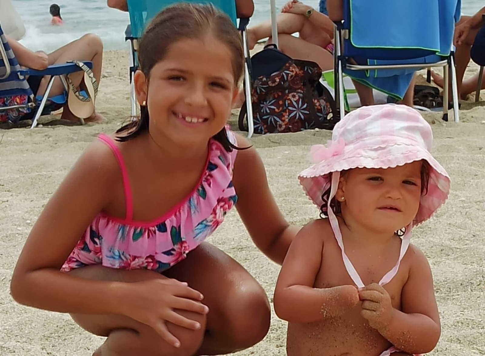 La pequeña Carmela probará una mano impresa en 3D en primavera.