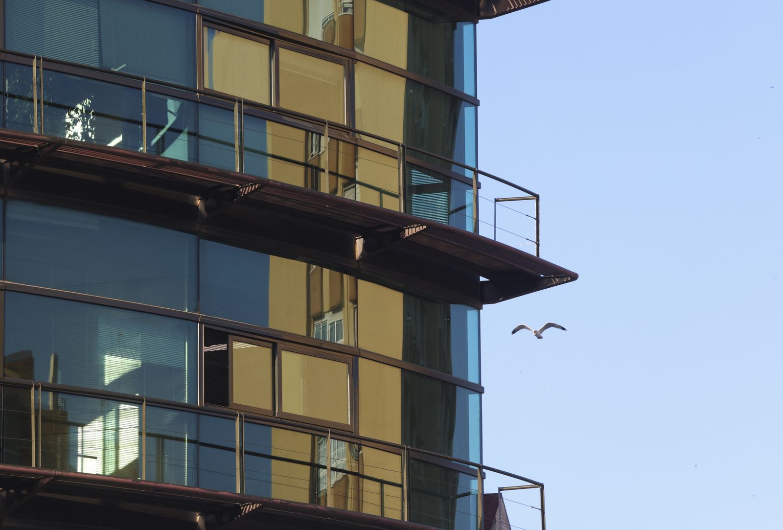 Imágenes de los 10 edificios singulares de la Málaga contemporánea