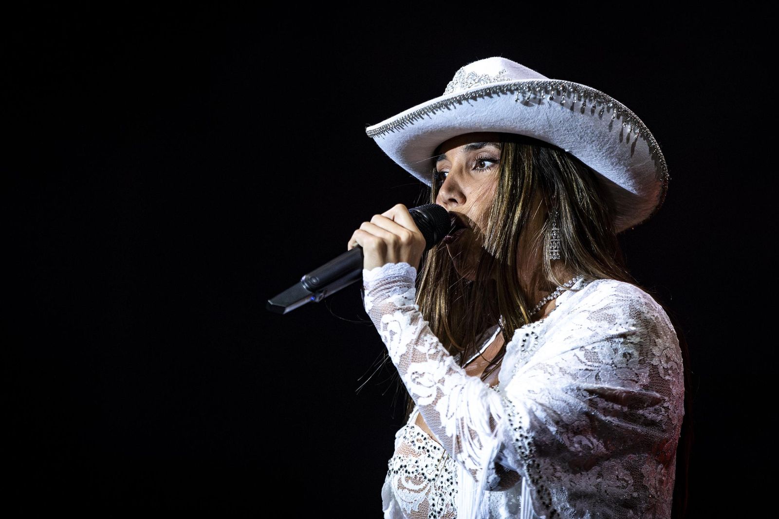 Búscate en las imágenes del concierto de India Martínez en San Fernando